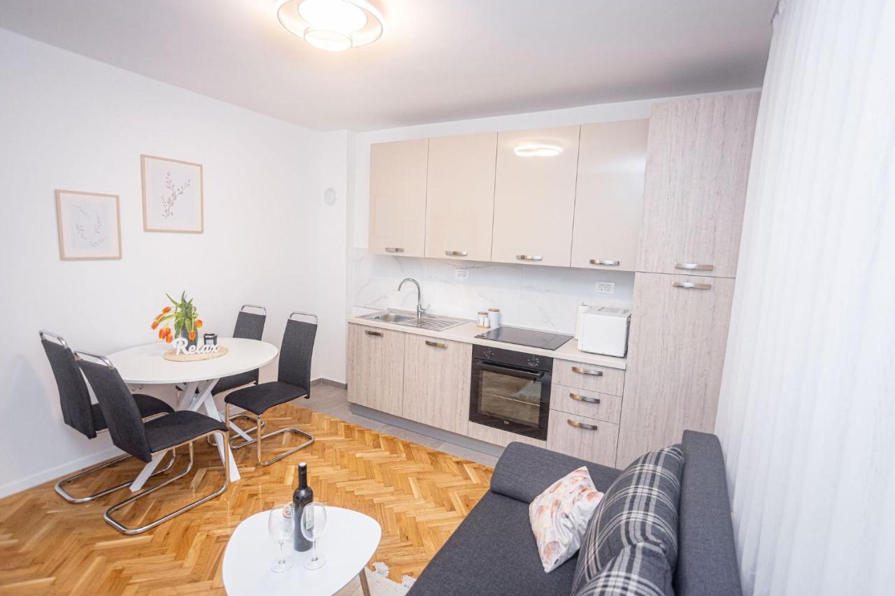 Apartments Veronika Trogir Eksteriør bilde