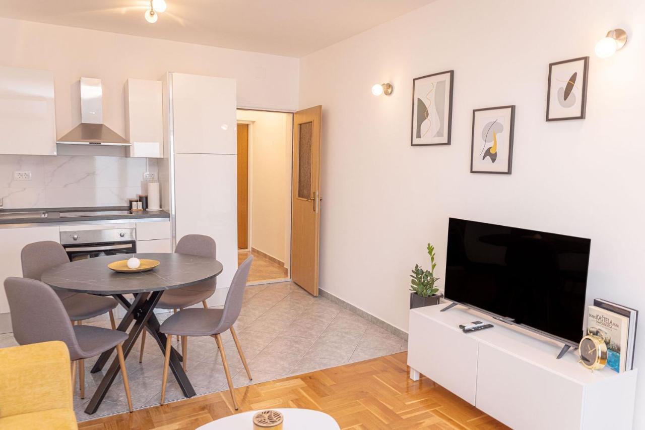 Apartments Veronika Trogir Eksteriør bilde